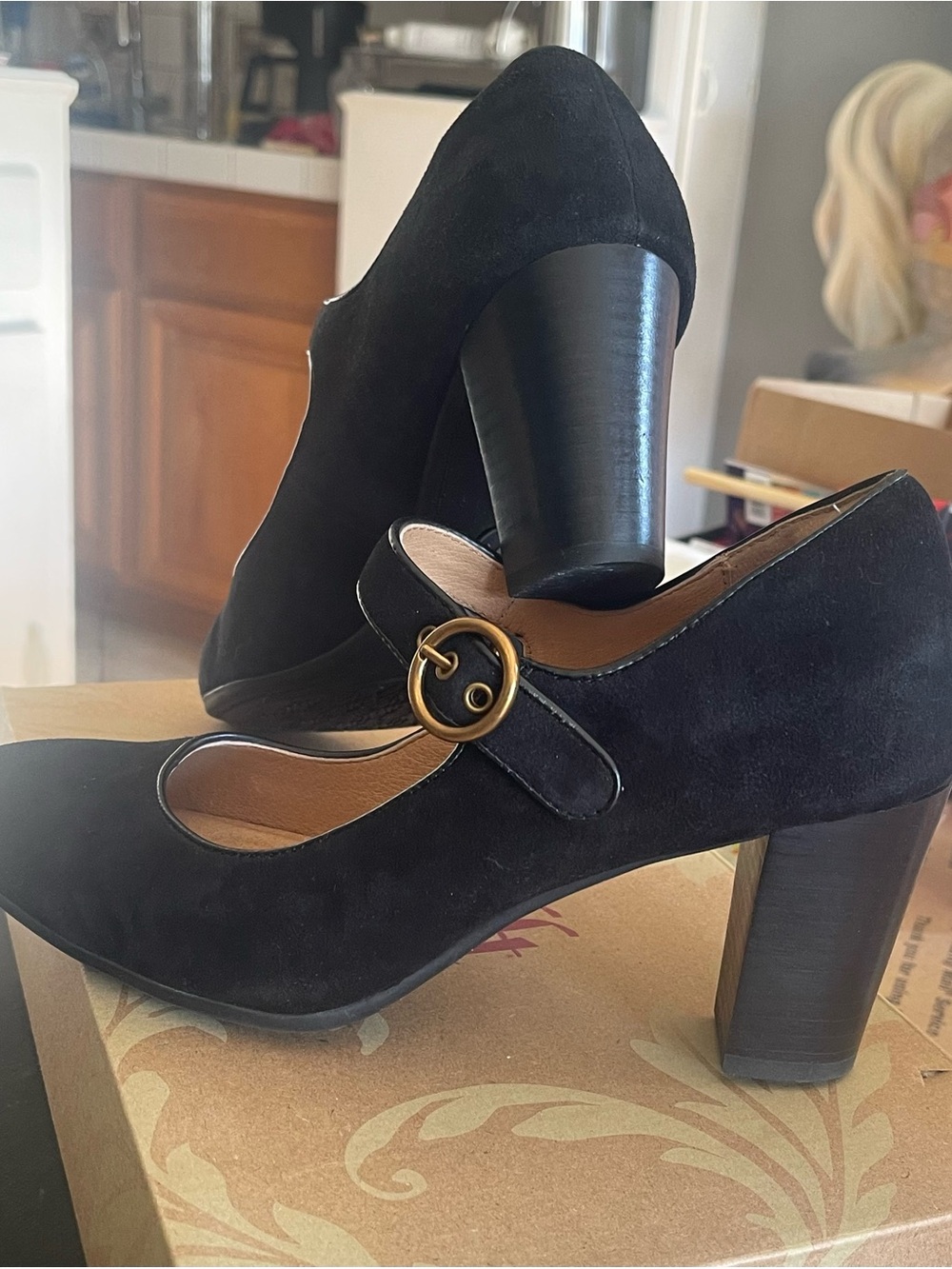 Mint!!! Black Suede “Petra” Block Heel Mart Jane pumps!!